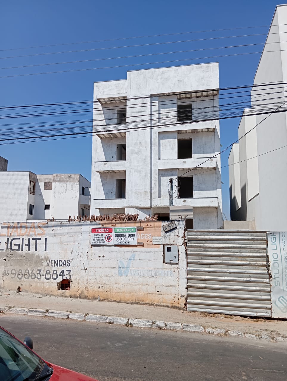 Studio à venda no  bairro Olaria.Santa Cecília Imóveis