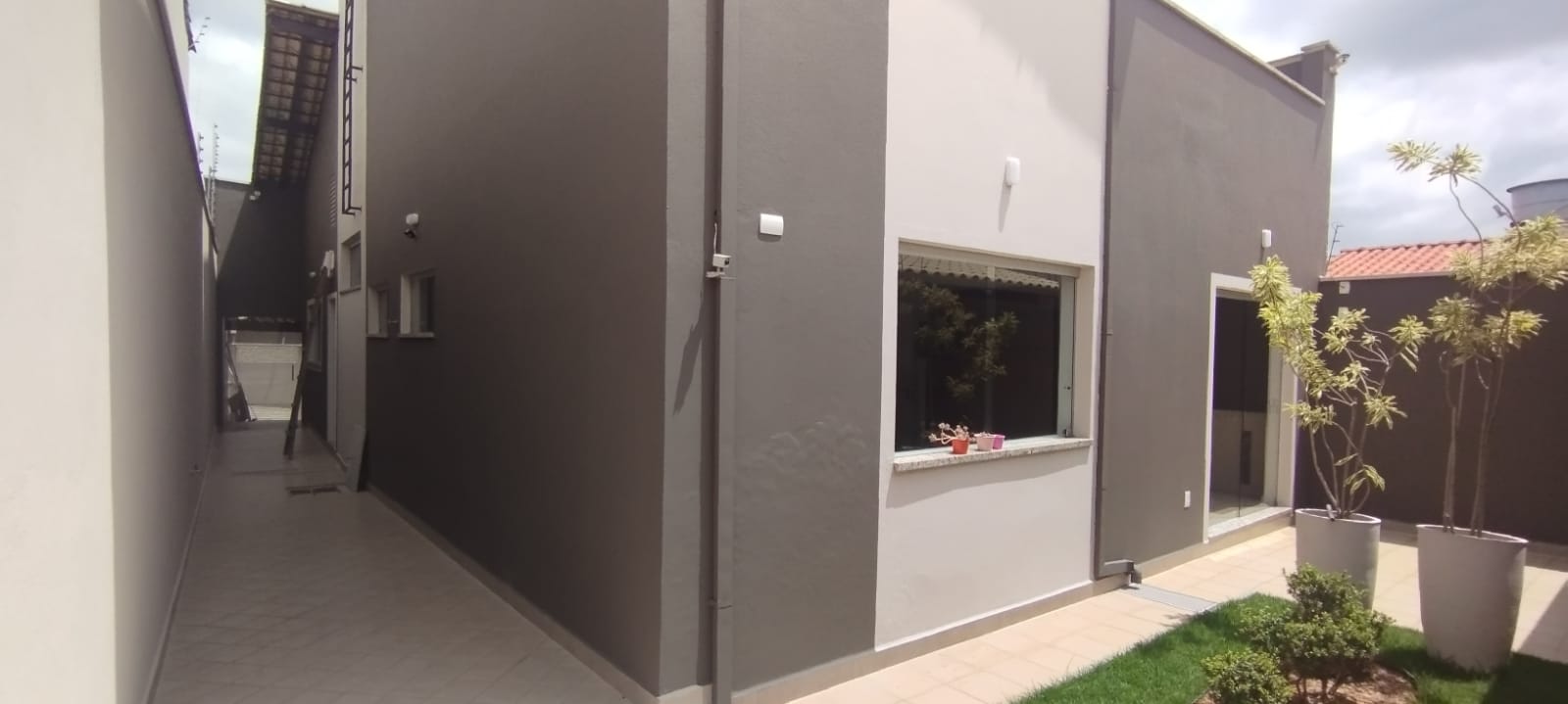 CASA À VENDA NO BAIRRO NILTON TEIXEIRASanta Cecília Imóveis